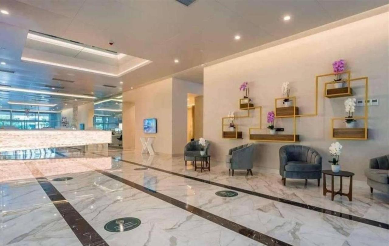 Delux Sea View Aparthotel In Orbi City Батуми Экстерьер фото