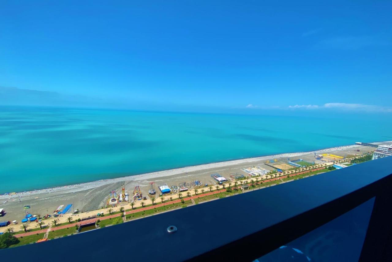 Delux Sea View Aparthotel In Orbi City Батуми Экстерьер фото