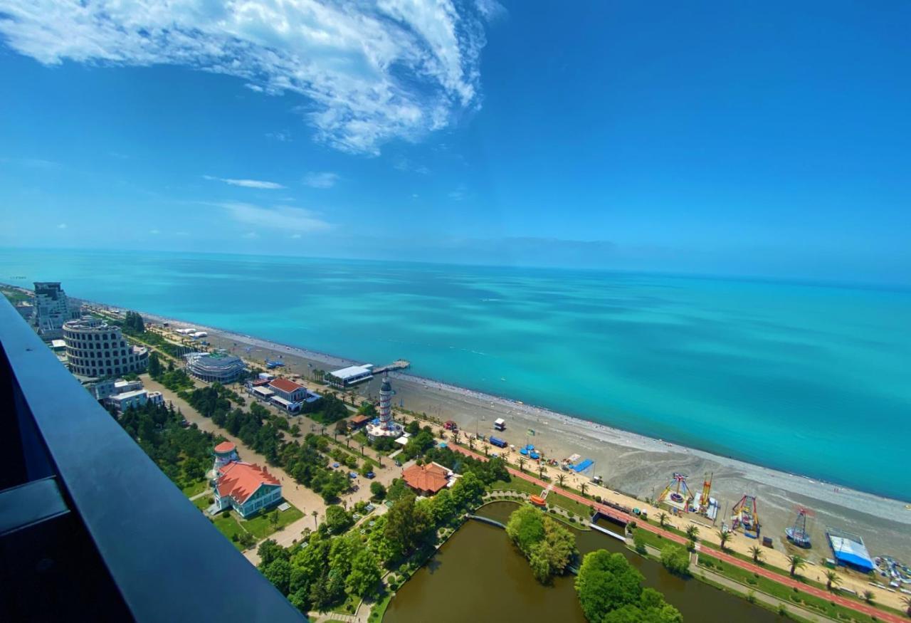 Delux Sea View Aparthotel In Orbi City Батуми Экстерьер фото
