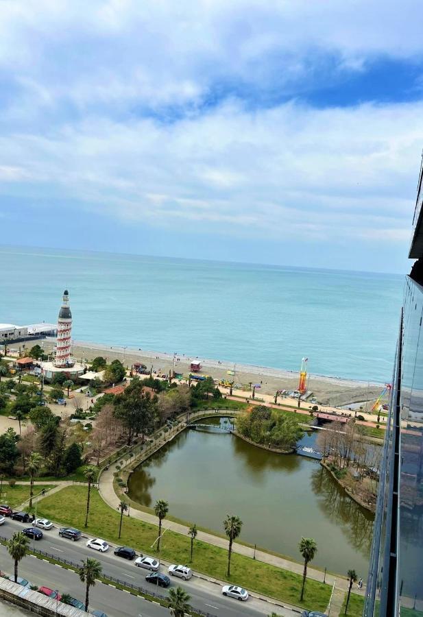 Delux Sea View Aparthotel In Orbi City Батуми Экстерьер фото