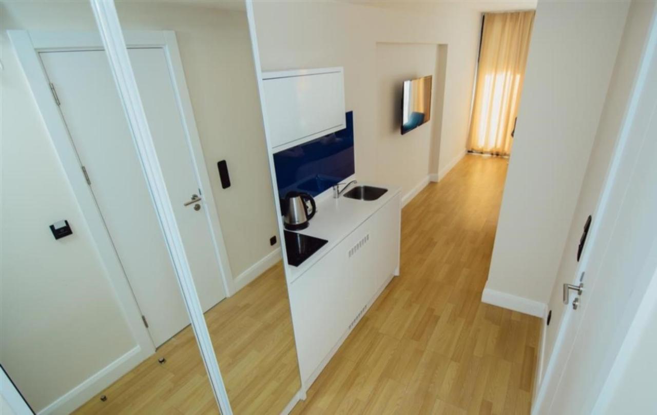 Delux Sea View Aparthotel In Orbi City Батуми Экстерьер фото