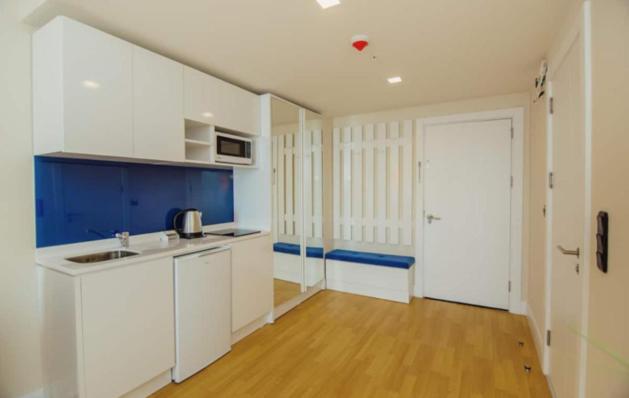 Delux Sea View Aparthotel In Orbi City Батуми Экстерьер фото